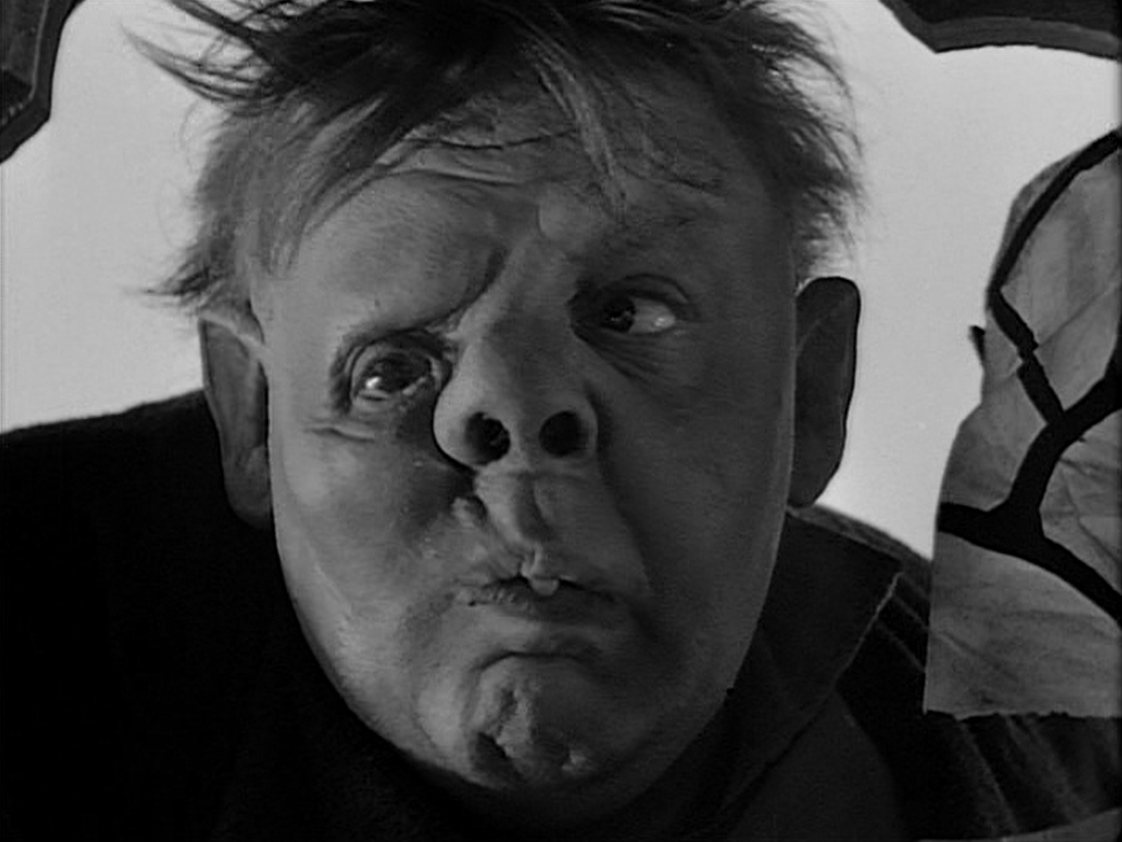 Хо и. Урод читать. Книга про цирк уродцев. Урод читать. Урод читать.